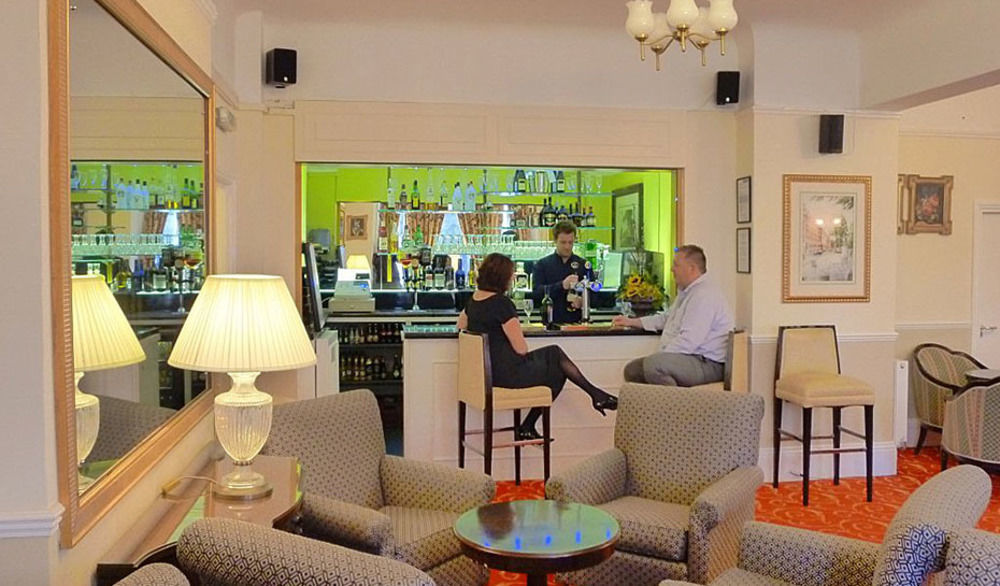 Oyo The Palm Court Hotel Eastbourne Exteriör bild